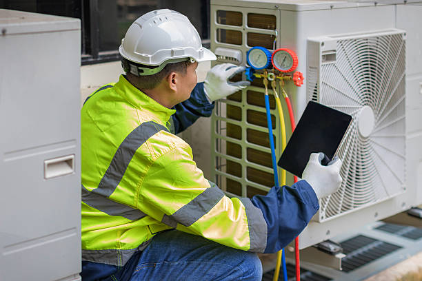 Professional Hvac technician working in Greenville, NY